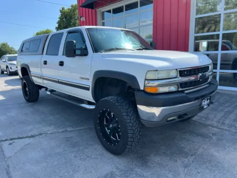 Photos of 2002 Chevrolet Silverado 2500 HD Crew Cab Long Bed for sale in Fremont, NE at Tailgate Motor Co. (Fremont North)