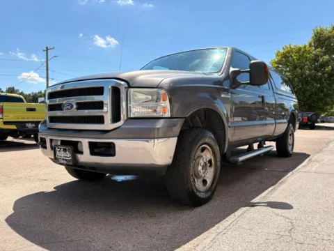 More photos of 2006 Ford F250 Super Duty Super Cab Lariat Pickup 4D 8 ft at Tailgate Motor Co. (Fremont North), NE