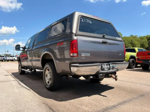 More photos of 2006 Ford F250 Super Duty Super Cab Lariat Pickup 4D 8 ft at Tailgate Motor Co. (Fremont North), NE