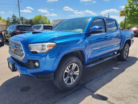 More photos of 2016 Toyota Tacoma Double Cab TRD Sport Pickup 4D 5 ft at Tailgate Motor Co. (Fremont North), NE