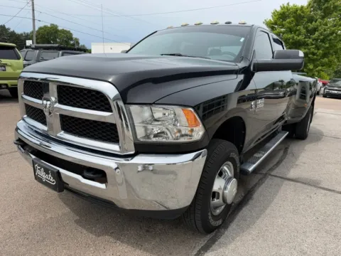 More photos of 2018 Ram 3500 Crew Cab Tradesman Pickup 4D 8 ft at Tailgate Motor Co. (Fremont North), NE