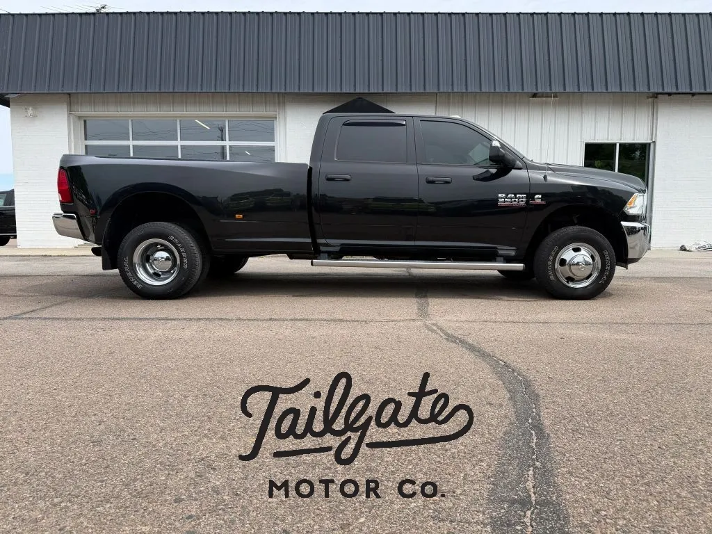 Black 2018 Ram 3500 Crew Cab Tradesman Pickup 4D 8 ft for sale in Fremont, NE