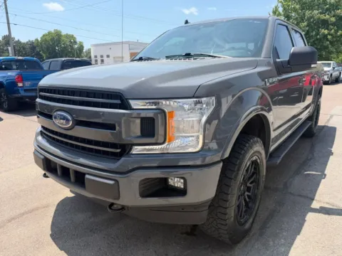 More photos of 2020 Ford F-150 SuperCrew Cab XLT Pickup 4D 5 1/2 ft at Tailgate Motor Co. (Fremont North), NE