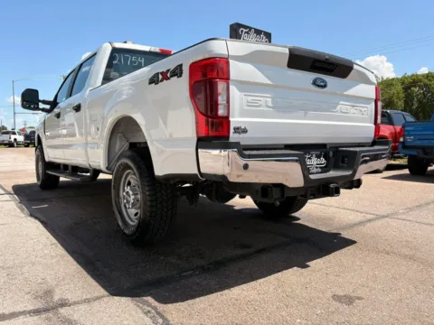 More photos of 2022 Ford F250 Super Duty Crew Cab XL Pickup 4D 6 3/4 ft at Tailgate Motor Co. (Fremont North), NE
