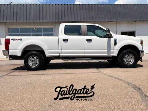 White 2022 Ford F250 Super Duty Crew Cab XL Pickup 4D 6 3/4 ft for sale in Fremont, NE