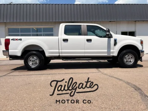 White 2022 Ford F250 Super Duty Crew Cab XL Pickup 4D 6 3/4 ft for sale in Fremont, NE