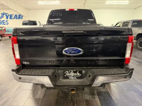 More photos of 2019 Ford F250 Super Duty Crew Cab Lariat Pickup 4D 6 3/4 ft at Tailgate Motor Co. (Fremont North), NE