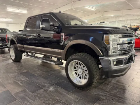 Photos of 2019 Ford F250 Super Duty Crew Cab Lariat Pickup 4D 6 3/4 ft for sale in Fremont, NE at Tailgate Motor Co. (Fremont North)