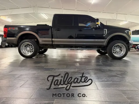 Black 2019 Ford F250 Super Duty Crew Cab Lariat Pickup 4D 6 3/4 ft for sale in Fremont, NE