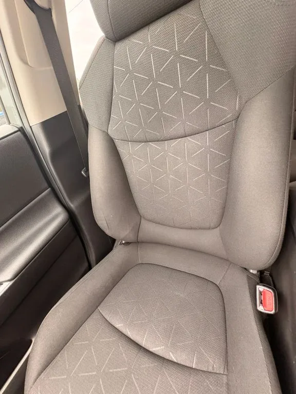 Toyota RAV4 photo 24