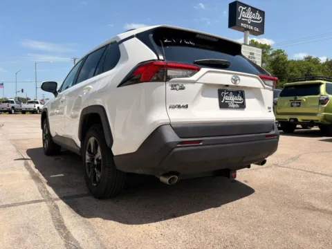 More photos of 2021 Toyota RAV4 XLE Sport Utility 4D at Tailgate Motor Co. (Fremont North), NE