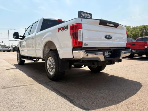 More photos of 2019 Ford F250 Super Duty Crew Cab XLT Pickup 4D 6 3/4 ft at Tailgate Motor Co. (Fremont North), NE
