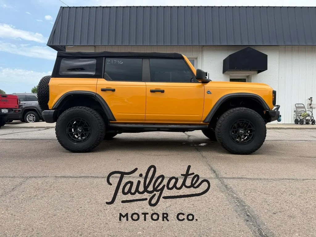 Yellow 2022 Ford Bronco Black Diamond Sport Utility 4D for sale in Fremont, NE