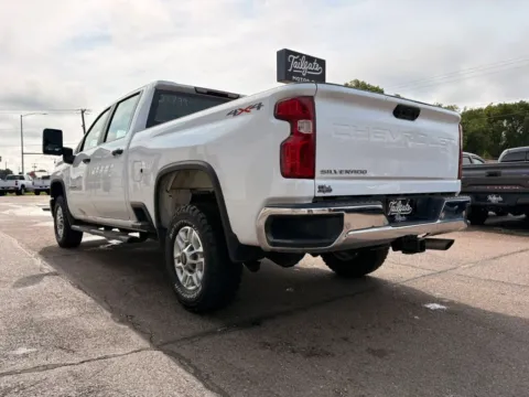 More photos of 2024 Chevrolet Silverado 2500 HD Crew Cab Work Truck Pickup 4D 6 1/2 ft at Tailgate Motor Co. (Fremont North), NE