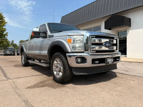 Photos of 2016 Ford F250 Super Duty Crew Cab Lariat Pickup 4D 6 3/4 ft for sale in Fremont, NE at Tailgate Motor Co. (Fremont North)