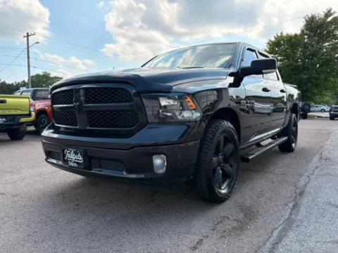 More photos of 2018 Ram 1500 Crew Cab Big Horn Pickup 4D 5 1/2 ft at Tailgate Motor Co. (Fremont North), NE