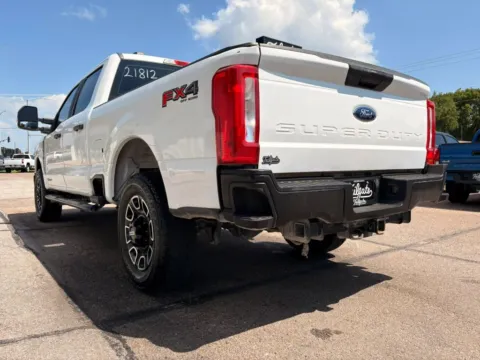 More photos of 2023 Ford F250 Super Duty Crew Cab XL Pickup 4D 6 3/4 ft at Tailgate Motor Co. (Fremont North), NE