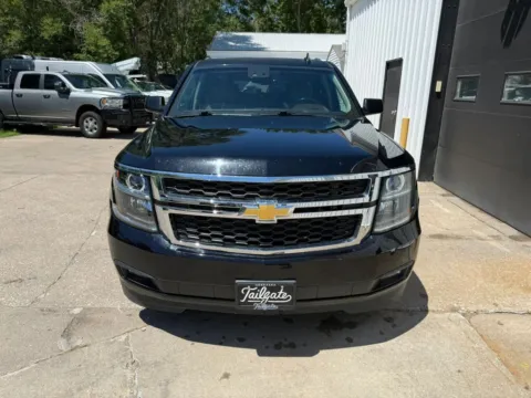 Another view of 2015 Chevrolet Suburban LT Sport Utility 4D for sale in Fremont, NE at Tailgate Motor Co. (Fremont North)