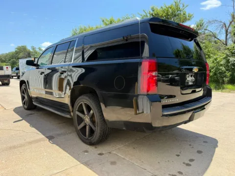More photos of 2015 Chevrolet Suburban LT Sport Utility 4D at Tailgate Motor Co. (Fremont North), NE