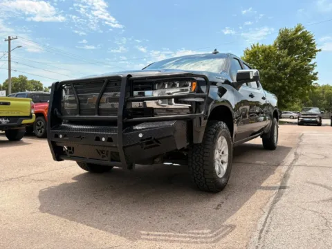 More photos of 2021 Chevrolet Silverado 1500 Crew Cab LT Pickup 4D 6 1/2 ft at Tailgate Motor Co. (Fremont North), NE