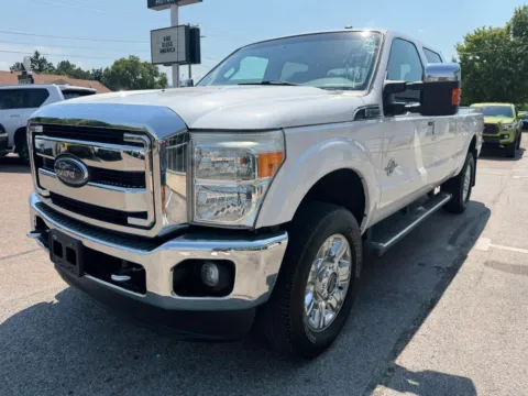 More photos of 2016 Ford F250 Super Duty Crew Cab Lariat Pickup 4D 6 3/4 ft at Tailgate Motor Co. (Fremont North), NE