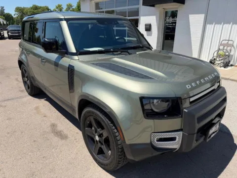 Photos of 2020 Land Rover Defender 110 SE (2020.5) Sport Utility 4D for sale in Fremont, NE at Tailgate Motor Co. (Fremont North)