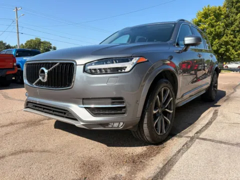 More photos of 2016 Volvo XC90 T6 Momentum Sport Utility 4D at Tailgate Motor Co. (Fremont North), NE