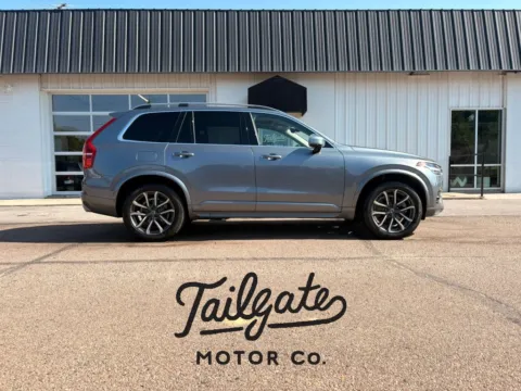 Silver 2016 Volvo XC90 T6 Momentum Sport Utility 4D for sale in Fremont, NE