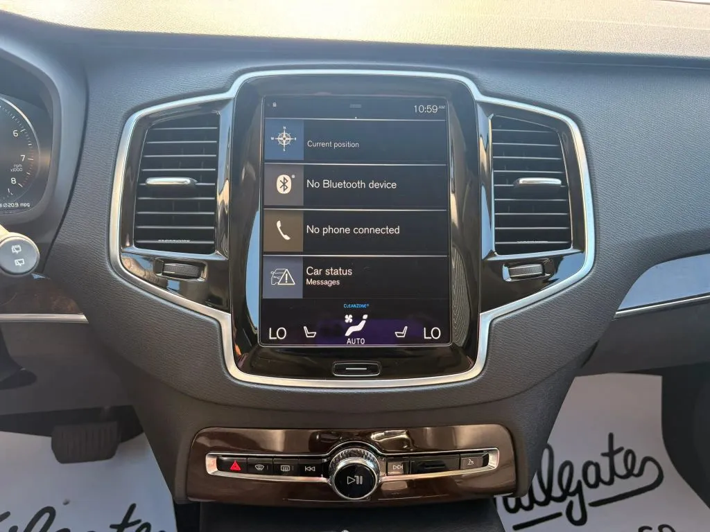 Volvo XC90 photo 21