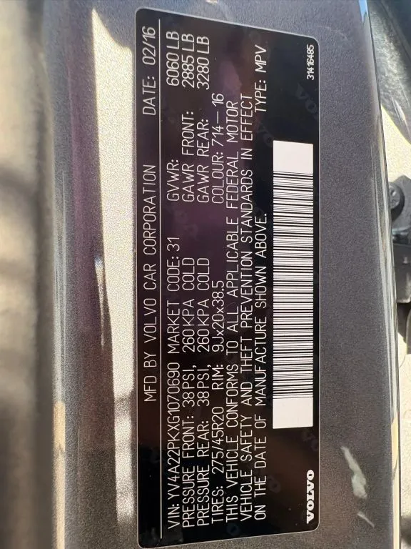 Volvo XC90 photo 32