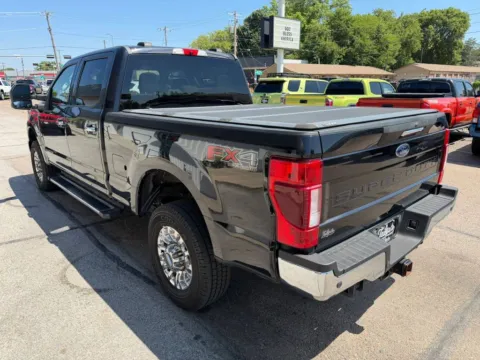 More photos of 2022 Ford F250 Super Duty Crew Cab XLT Pickup 4D 6 3/4 ft at Tailgate Motor Co. (Fremont North), NE