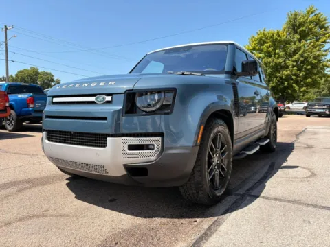 More photos of 2020 Land Rover Defender 110 SE Sport Utility 4D at Tailgate Motor Co. (Fremont North), NE