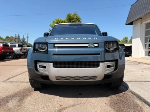 Another view of 2020 Land Rover Defender 110 SE Sport Utility 4D for sale in Fremont, NE at Tailgate Motor Co. (Fremont North)
