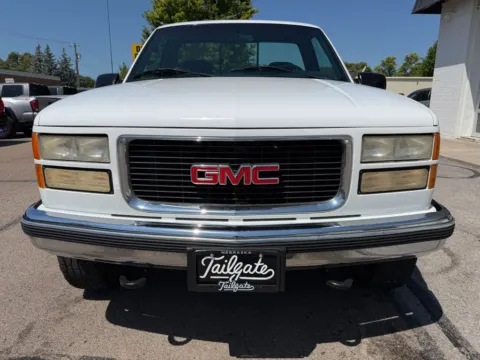 Another view of 1995 GMC 2500 Regular Cab Long Bed for sale in Fremont, NE at Tailgate Motor Co. (Fremont North)