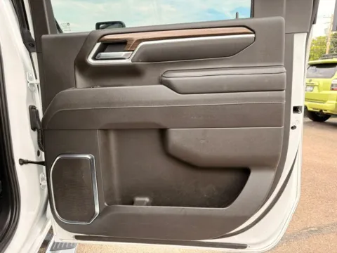 More photos of 2025 Chevrolet Silverado 2500 HD Crew Cab LT Pickup 4D 6 1/2 ft at Tailgate Motor Co. (Fremont North), NE