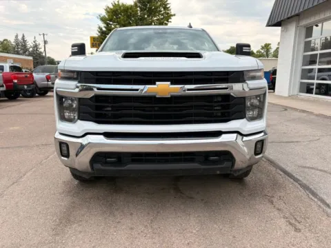 Another view of 2025 Chevrolet Silverado 2500 HD Crew Cab LT Pickup 4D 6 1/2 ft for sale in Fremont, NE at Tailgate Motor Co. (Fremont North)