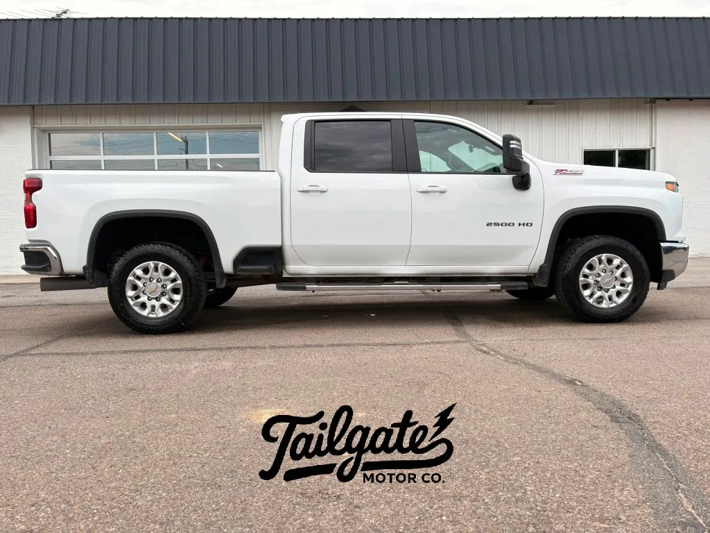White 2025 Chevrolet Silverado 2500 HD Crew Cab LT Pickup 4D 6 1/2 ft for sale in Fremont, NE