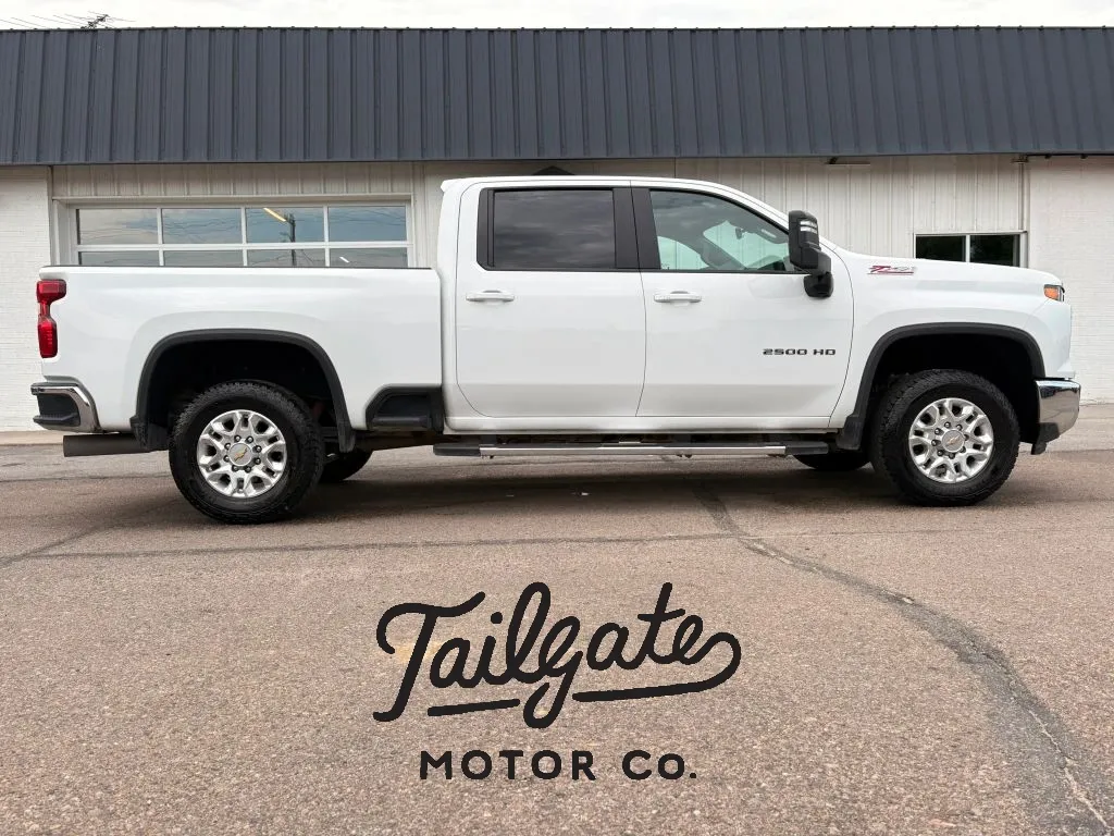 White 2025 Chevrolet Silverado 2500 HD Crew Cab LT Pickup 4D 6 1/2 ft for sale in Fremont, NE