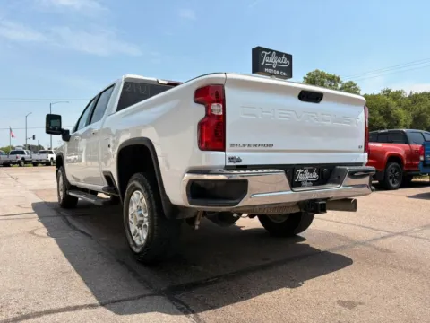 More photos of 2024 Chevrolet Silverado 2500 HD Crew Cab LT Pickup 4D 6 1/2 ft at Tailgate Motor Co. (Fremont North), NE