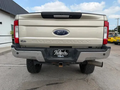 More photos of 2017 Ford F250 Super Duty Crew Cab Lariat Pickup 4D 6 3/4 ft at Tailgate Motor Co. (Fremont North), NE