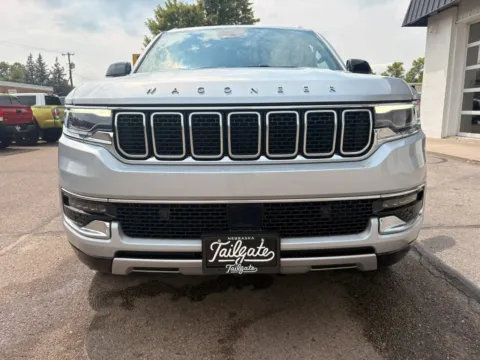 Another view of 2024 Jeep Wagoneer Series II Sport Utility 4D for sale in Fremont, NE at Tailgate Motor Co. (Fremont North)