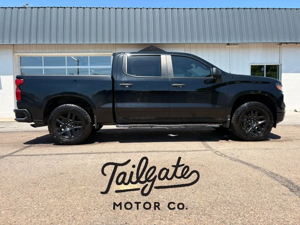 2023 Chevrolet Silverado 1500 Crew Cab Custom Pickup 4D 5 3/4 ft for sale in Fremont, NE