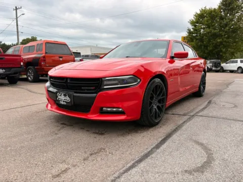 More photos of 2016 Dodge Charger R/T Sedan 4D at Tailgate Motor Co. (Fremont North), NE