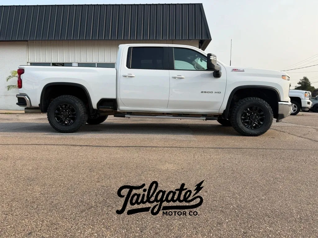 White 2025 Chevrolet Silverado 2500 HD Crew Cab LT Pickup 4D 6 1/2 ft for sale in Fremont, NE