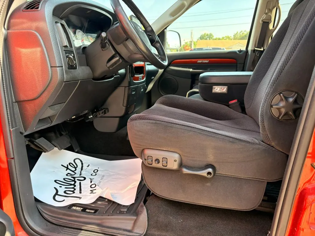 Dodge Ram photo 16