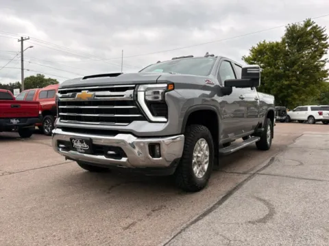 More photos of 2024 Chevrolet Silverado 2500 HD Crew Cab LTZ Pickup 4D 6 1/2 ft at Tailgate Motor Co. (Fremont North), NE