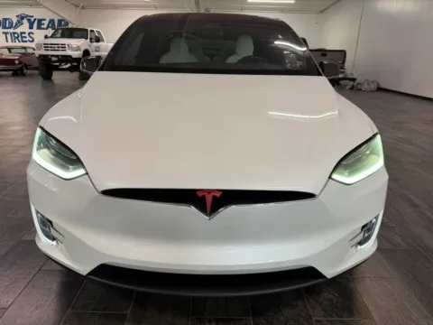 Another view of 2019 Tesla Model X Performance Sport Utility 4D for sale in Fremont, NE at Tailgate Motor Co. (Fremont North)