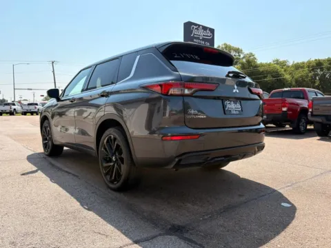 More photos of 2024 Mitsubishi Outlander SE Black Edition Sport Utility 4D at Tailgate Motor Co. (Fremont North), NE