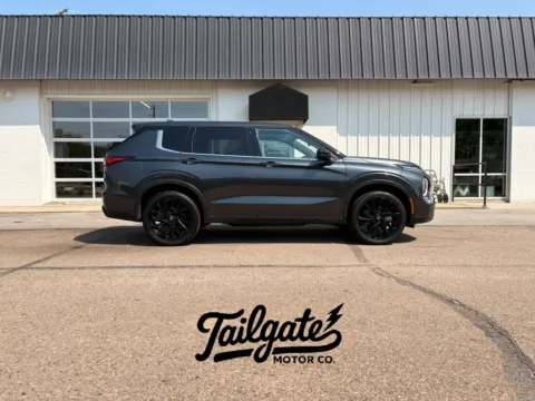 Gray 2024 Mitsubishi Outlander SE Black Edition Sport Utility 4D for sale in Fremont, NE