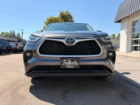 Another view of 2022 Toyota Highlander LE Sport Utility 4D for sale in Fremont, NE at Tailgate Motor Co. (Fremont North)